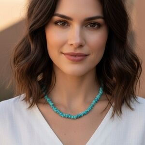 Turquoise Chip Stone Necklace
